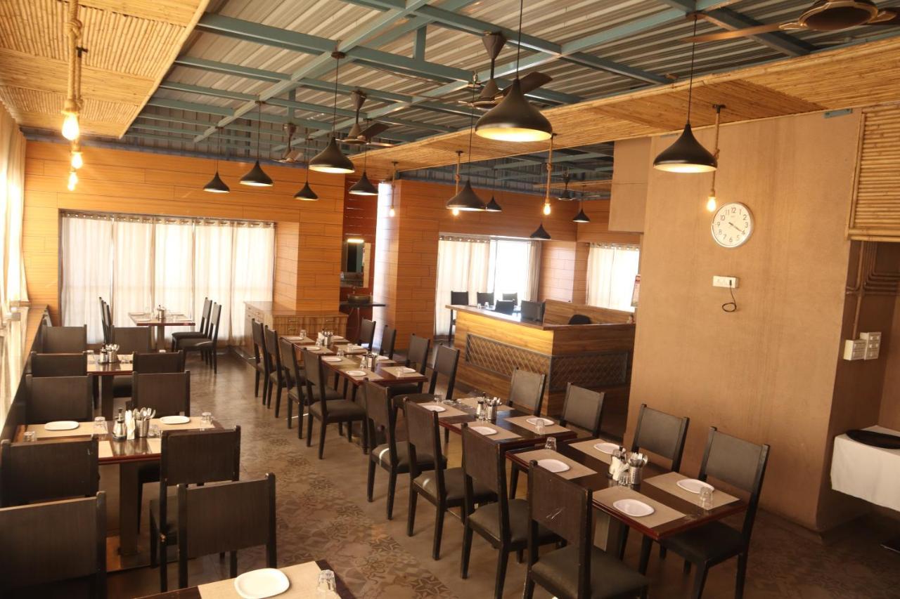 Hotel Grand Ecotel, Aurangabad Exterior foto